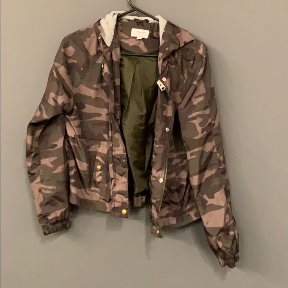 Camo Women’s Jacket